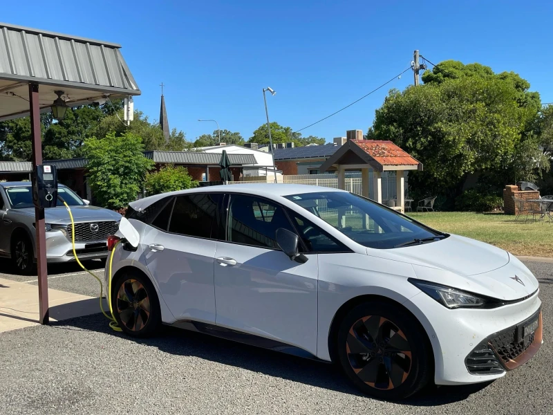 EV-Friendly Road Trips Across Australia 